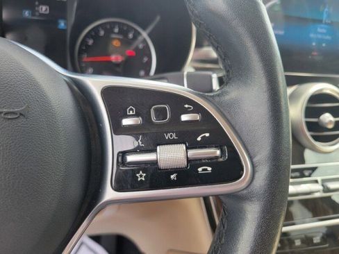 Used 2020 Mercedes-Benz GLC 300 image 17