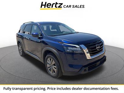 Used 2025 Nissan Pathfinder SV