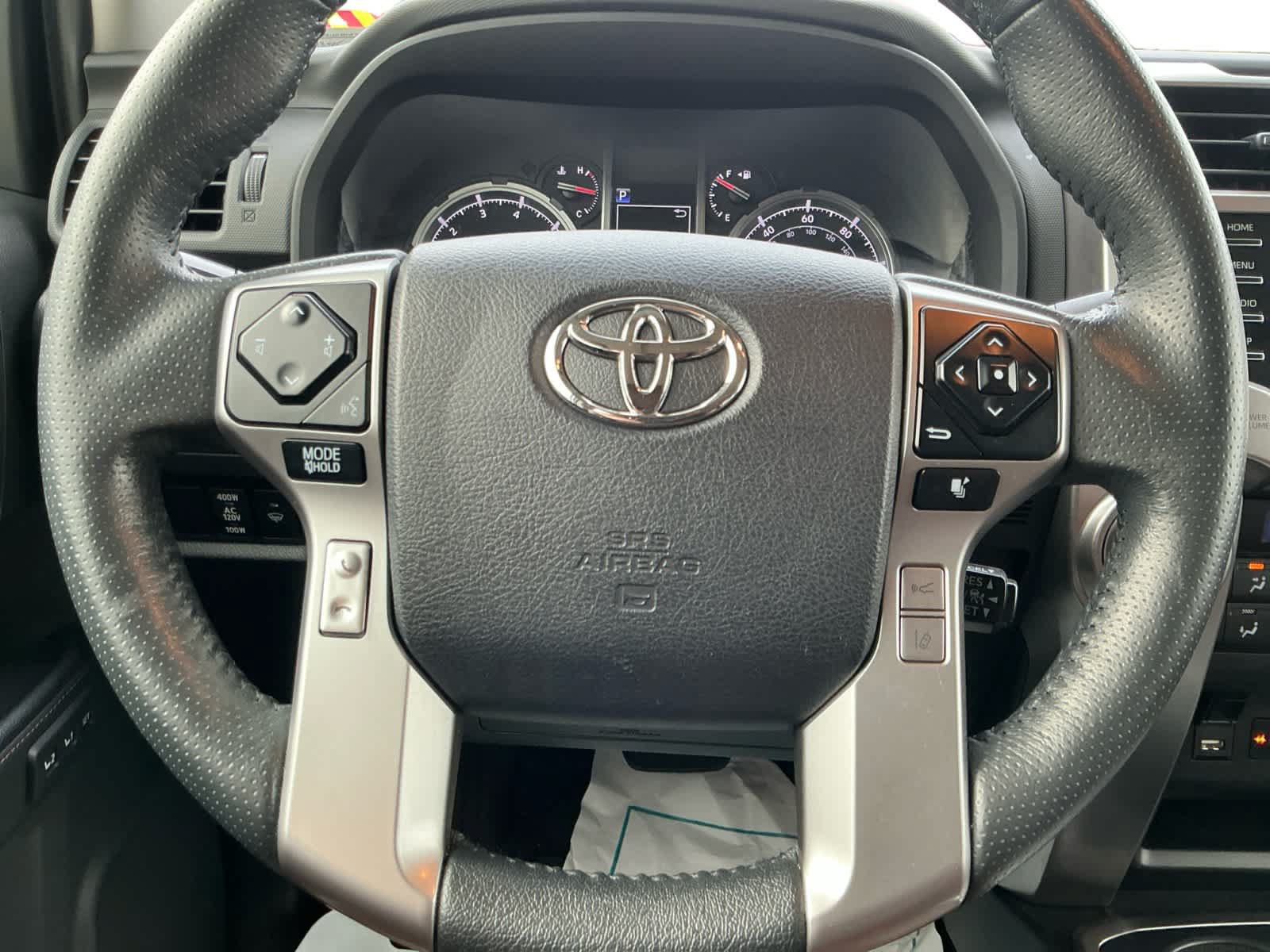 Used 2022 Toyota 4Runner Limited AWD/4WD image 12