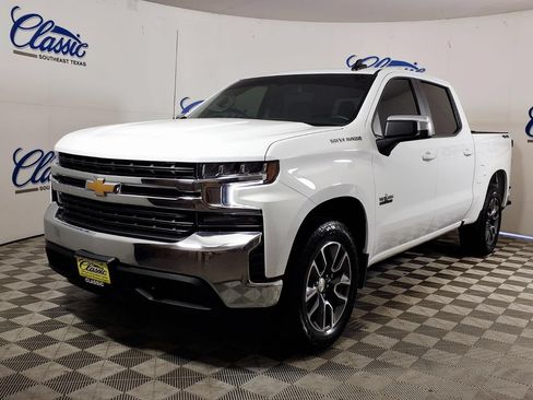 Used 2022 Chevrolet Silverado 1500 LT AWD/4WD image 6