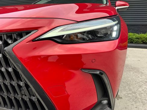 Used 2022 Lexus NX 350 AWD image 9