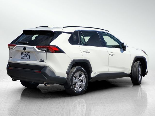 Used 2024 Toyota RAV4 XLE w/ Convenience Package AWD/4WD image 4