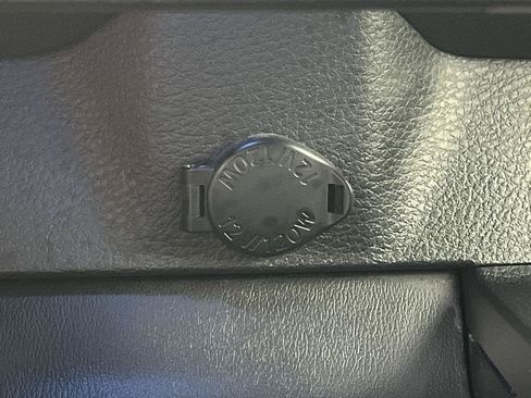 Used 2020 Toyota Avalon XLE w/ Carpet Mat Package FWD image 22