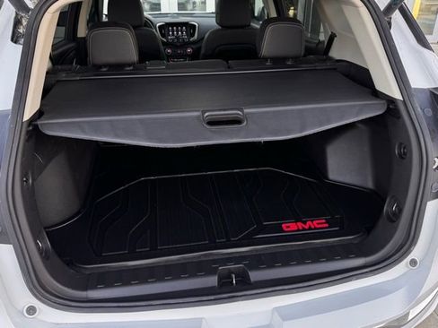 Used 2023 GMC Terrain Denali w/ Denali Premium Package image 25