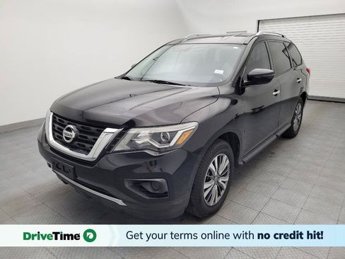 Used 2020 Nissan Pathfinder S FWD image 1