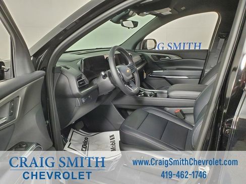 New 2026 Chevrolet Traverse LT w/ Driver Confidence Package FWD image 39