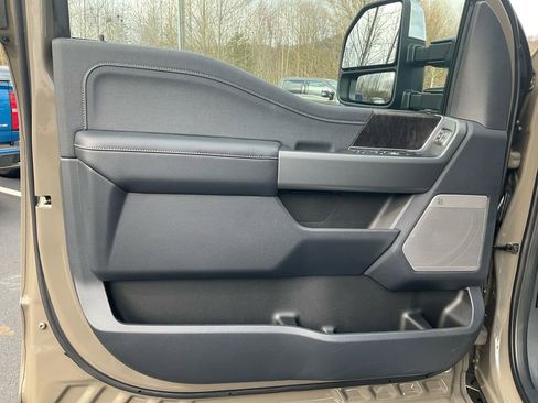 New 2026 Ford F250 Lariat image 17