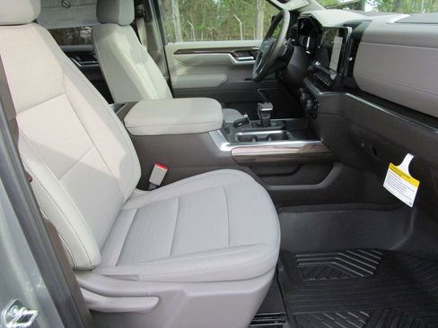 New 2026 Chevrolet Silverado 1500 LT image 30