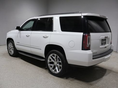 Used 2018 GMC Yukon SLT AWD/4WD image 4