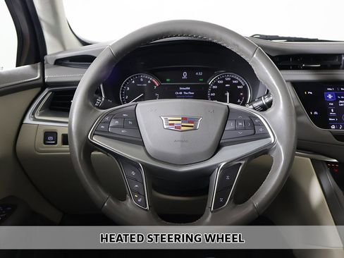 Used 2022 Cadillac XT5 Premium Luxury image 9