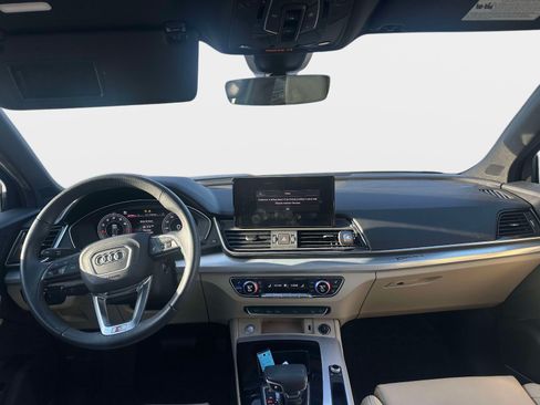 Used 2024 Audi Q5 2.0T Premium Plus w/ Premium Plus Package AWD/4WD image 8
