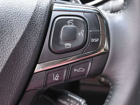 Certified 2016 Toyota Avalon Limited w/ Toyota Safety Sense Package FWD image 19