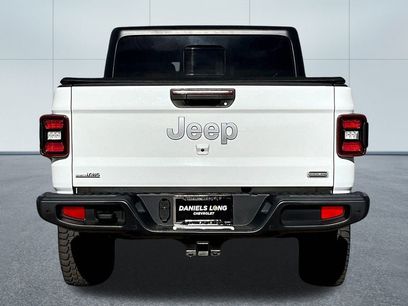 Used 2021 Jeep Gladiator Overland w/ Popular Equipment Package