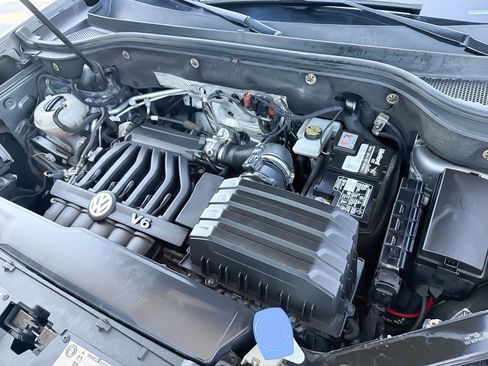 Used 2018 Volkswagen Atlas Launch Edition image 32