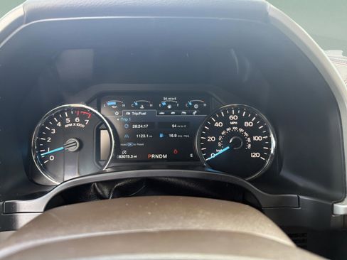 Used 2018 Ford F150 King Ranch image 12