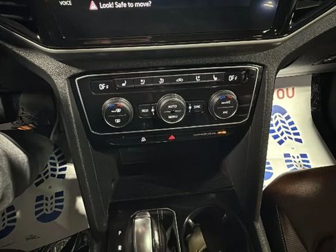 Used 2021 Volkswagen Atlas SEL Premium image 27