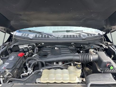 Used 2018 Ford F150 Platinum w/ Equipment Group 701A Luxury AWD/4WD image 36