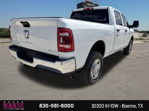 Used 2024 RAM 2500 Tradesman w/ Chrome Appearance Group AWD/4WD image 9