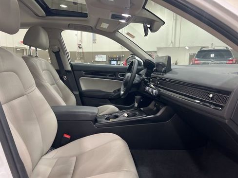 Used 2023 Honda Civic EX-L image 11