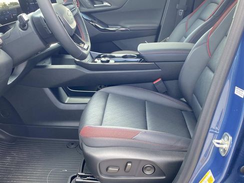 New 2026 Chevrolet Equinox RS w/ Convenience Package III image 18