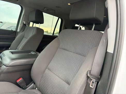 Used 2019 Chevrolet Tahoe LS w/ Enhanced Driver Alert Package RWD image 17