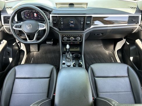 Used 2023 Volkswagen Atlas SE w/ Panoramic Sunroof Package AWD/4WD image 14