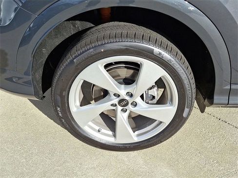 New 2025 Audi Q5 Premium Plus image 5