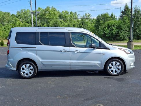 Used 2022 Ford Transit Connect XLT FWD image 25