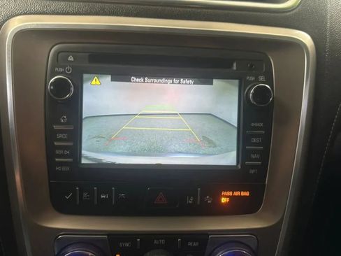 Used 2014 GMC Acadia Denali FWD image 13