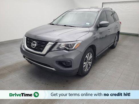 Used 2020 Nissan Pathfinder S image 1
