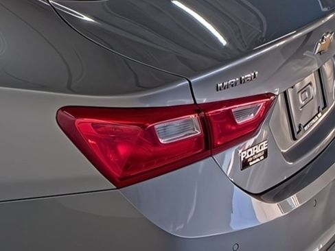 Used 2024 Chevrolet Malibu LS image 10