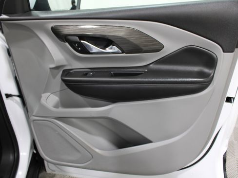 Used 2023 GMC Terrain SLT AWD/4WD image 27