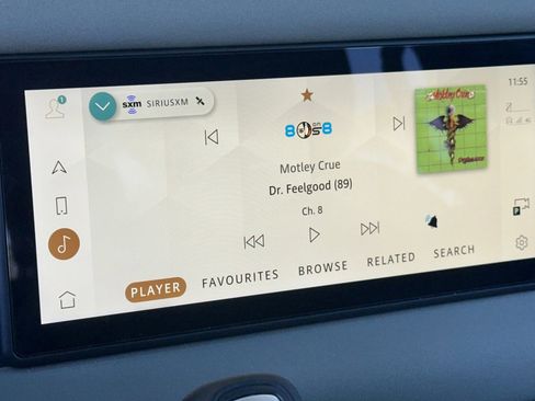 Certified 2023 Land Rover Defender 110 SE image 19