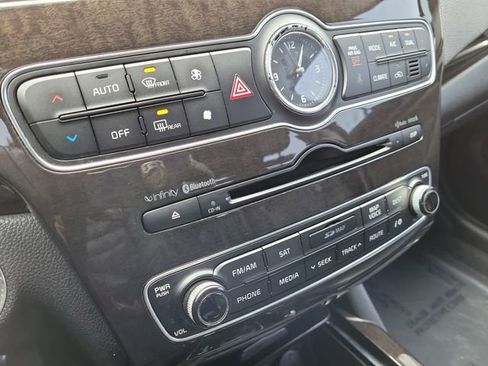 Used 2016 Kia Cadenza image 31