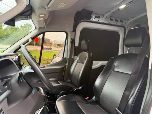 Used 2021 Ford Transit 250 Medium Roof RWD image 19