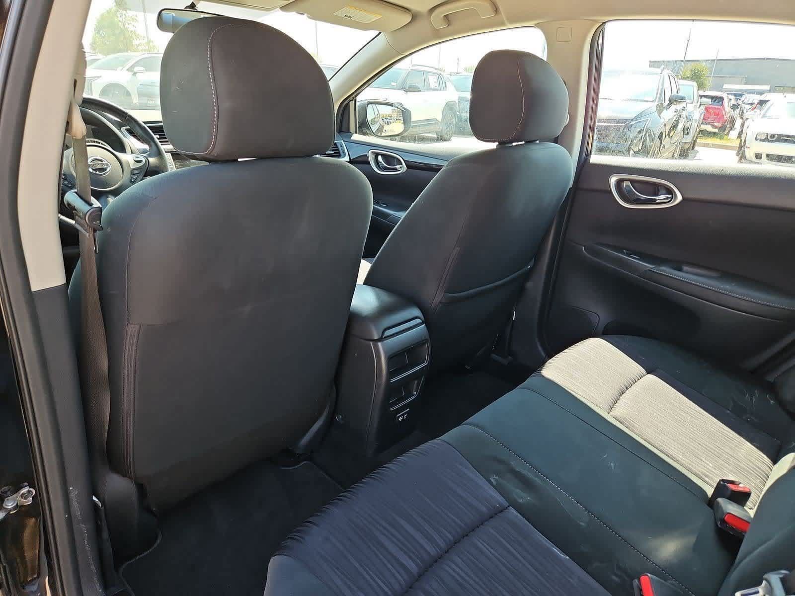 Used 2019 Nissan Sentra SV FWD image 17