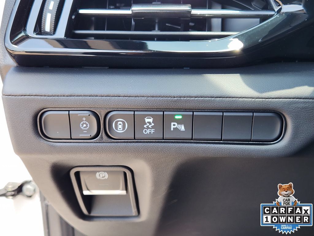 Certified 2026 Acura MDX w/ Technology Package FWD image 22