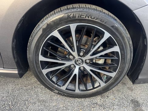 Used 2019 Toyota Camry SE FWD image 27