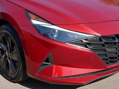 Certified 2023 Hyundai Elantra SEL FWD image 16