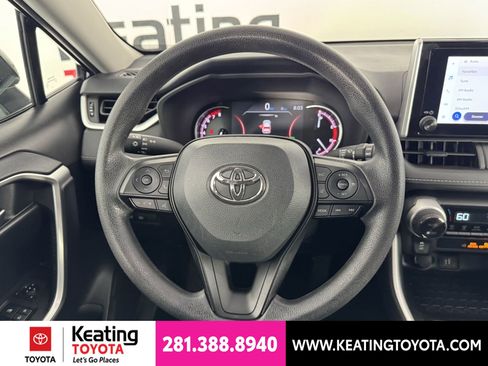 Certified 2025 Toyota RAV4 XLE FWD image 30