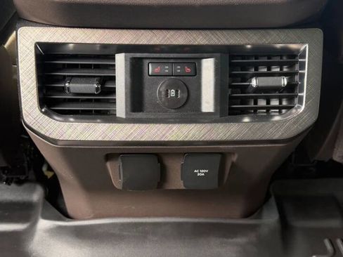 Used 2024 Ford F250 King Ranch w/ Chrome Package image 22