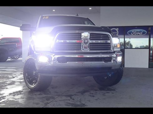 Used 2018 RAM 2500 Big Horn AWD/4WD image 1