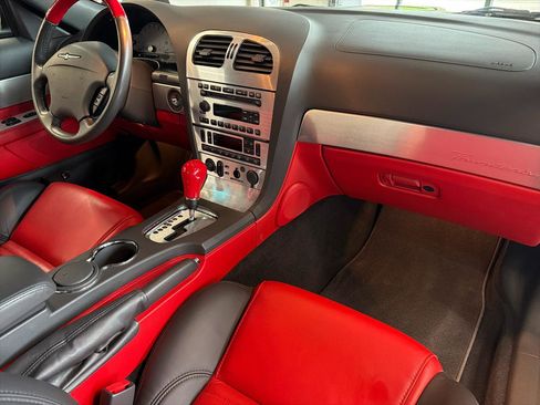 Used 2002 Ford Thunderbird RWD image 25