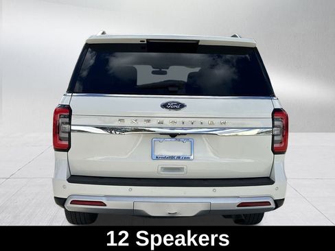 Used 2022 Ford Expedition Limited image 7