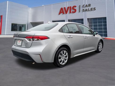 Used 2024 Toyota Corolla LE image 6