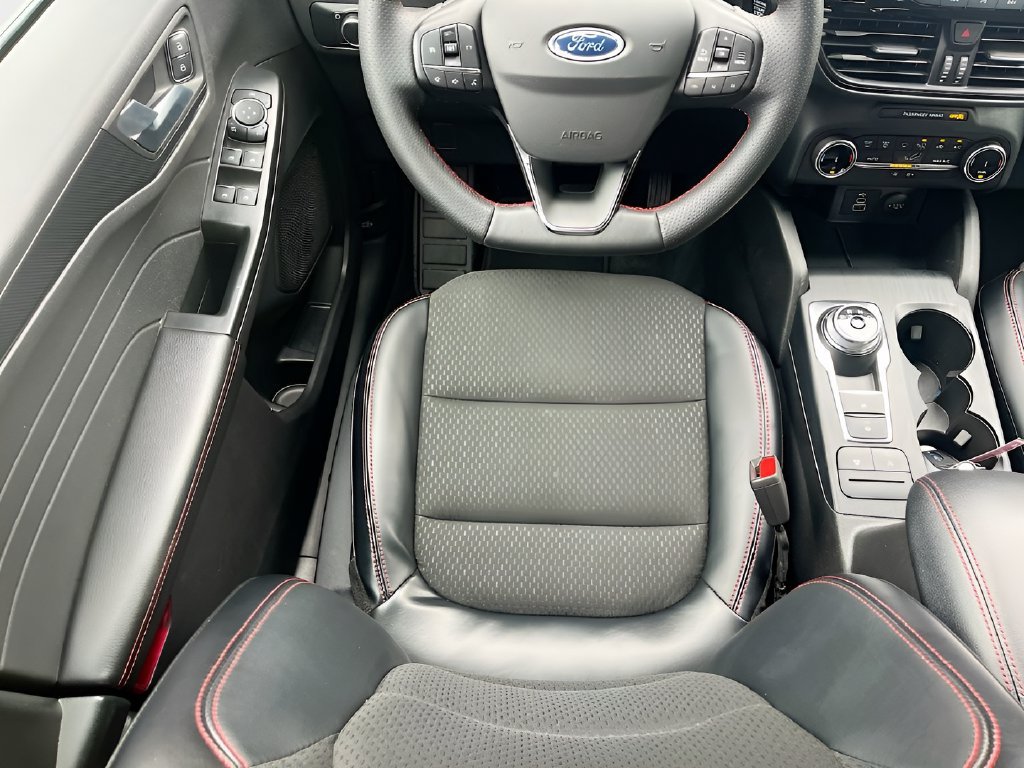 Used 2025 Ford Escape ST-Line AWD/4WD image 20