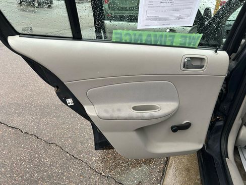 Used 2009 Pontiac G5 image 13