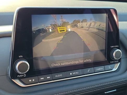 Certified 2026 Nissan Rogue SV image 30