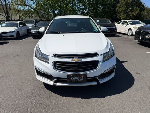 Used 2016 Chevrolet Cruze LT FWD image 8