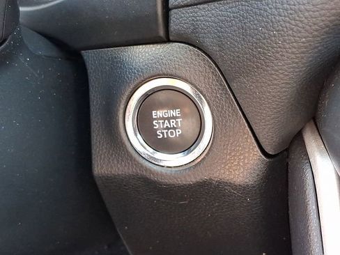 Used 2024 Toyota RAV4 XLE FWD image 23